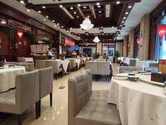 大堂-老浒记民俗酒楼(王府井店)