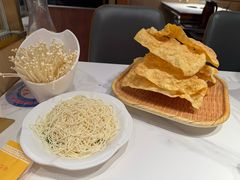 -犇鼎牛潮汕牛肉火锅(新辰里学清路店)