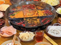 -正南齊北重庆老火锅(光华村直营店)