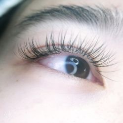 -潮店·虞妃妮轻奢美甲美睫馆