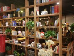 -魔方城市书房(中街益田店)