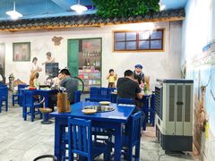 大堂-马路边边·成都串串(翠柏路店)