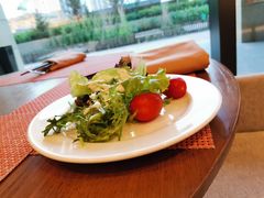 -松咖啡自助餐厅·松北香格里拉