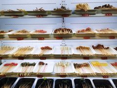 自助取餐区-袁记串串香(川师店)