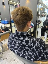 -藤野造型烫发染发