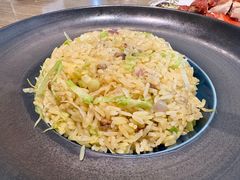 鹅肝粒金镶玉炒饭-和苑酒家·一线江景(星寰店)