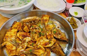 Fried Fish Bones with Douchi