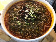 酸菜肉臊米粉-浮何烤铺(桐梓林店)