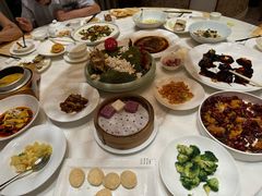 -湖影中餐厅·南京金茂威斯汀大酒店