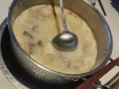 -煲王粤菜餐厅(中侨中心店)