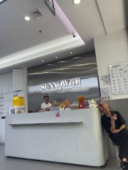 -首脑美发沙龙