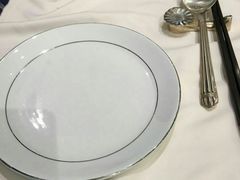 餐具摆设-北京国际饭店·谭府餐厅