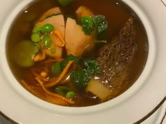 羊肚菌鸡肉卷清汤-蝶舍·MAISON PAPILLON