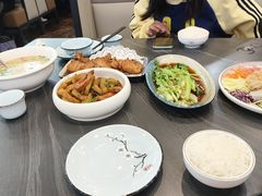 -萃华海鲜阁大排档(五四广场店)