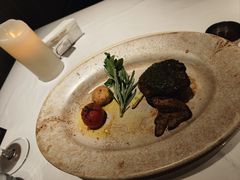 菲力牛排配香煎鹅肝-王品牛排(杭州大厦店)