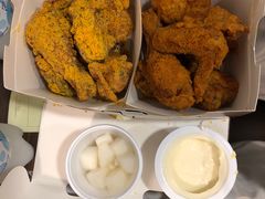 -BHC炸鸡(明洞总店)