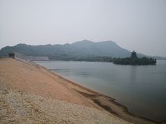 -十三陵水库