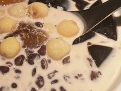 -RUXU入续糖水铺与包(卓悦中心店)