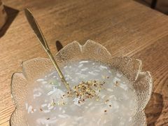 -蜜桃餐厅·伴山(湖滨商业街店)