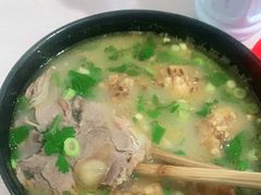 -华山路小碗驴肉汤(龙鳞路店)