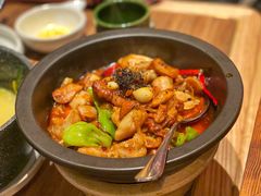 黑松露牛肝菌焖牛蛙-云海肴云南菜(浦江欢乐颂店)
