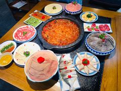 -重庆洪崖洞老火锅(音乐广场店)