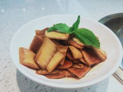 -老佛爷铜炉蛙锅(海岸城店)