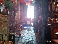 -老牌坊云南鱼豆花火锅(嵩山店)
