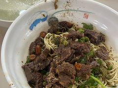 -阿阳牛腩腌面店