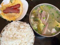 -吴记老字号辣汤饭