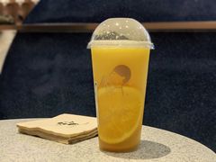 -喜茶(北京华贸购物中心店)