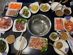 -楼外楼大刀肉传统火锅居(幸福街店)