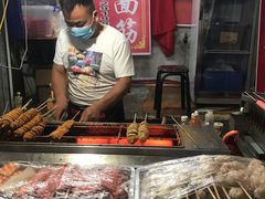 -小魏哥果仁烤面筋