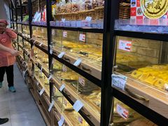 面包甜点陈列柜-百年义利(世纪家园店)