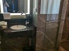 -上海静安昆仑大酒店