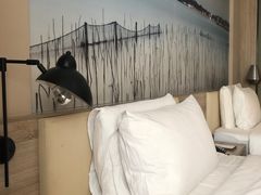 -杭州西湖湖滨银泰亚朵酒店