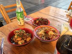 -拐枣巷小串串(财大店)