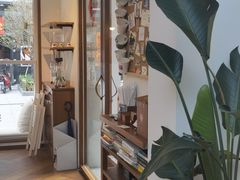 -Line 咖啡(石厦花园店)