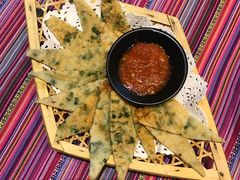 -香巴拉云南餐厅(华莱坞店)