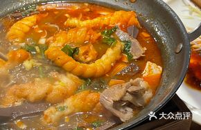 Succulent Lamb with Fried Dough Noodles