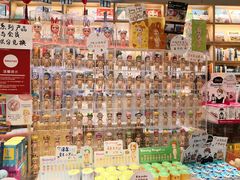 -猫的天空之城概念书店(杭州南宋御街店)