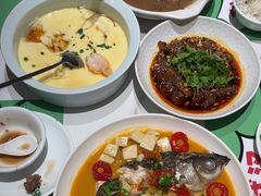 -鑫小城故事·藕汤·家常菜(台北一路总店)