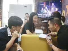 -ME Marvel English 麦迩威英语(万象城校区)