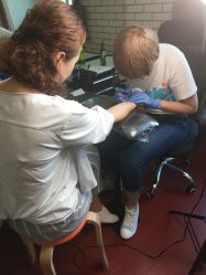 -明星刺青·洗纹身