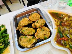 -覃记海鲜美食餐厅