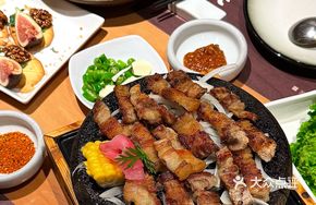 Grilled Jinyongfeng Black Pork Belly