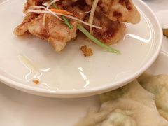 锅包肉-东方饺子王(新奥购物中心店)