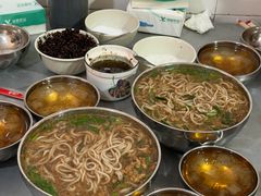 -正宗杨记普洱酸醋米线(总店)