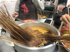 -咏勝锑锅麻辣烫(净居寺路总店)
