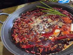 -黄潇洒老火锅(九眼桥宏济巷店)